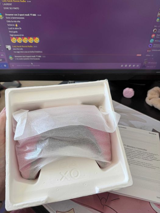 Controller Wireless PlayStation 5 DualSense V2, Cosmic Red