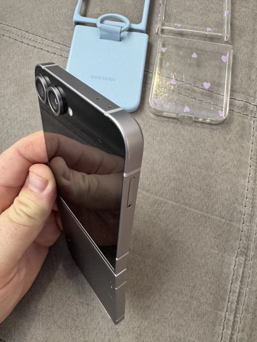 Samsung galaxy z flip 6 256gb.