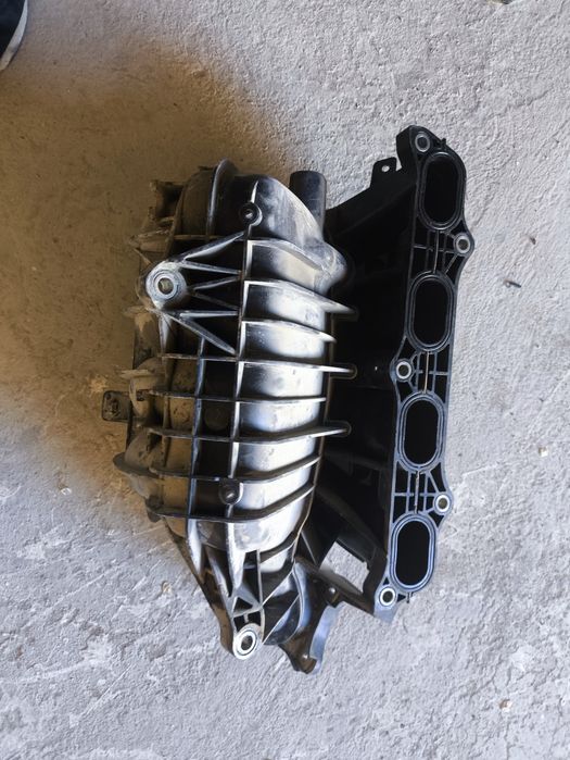 Впускной коллектор на Camry 30 2.4