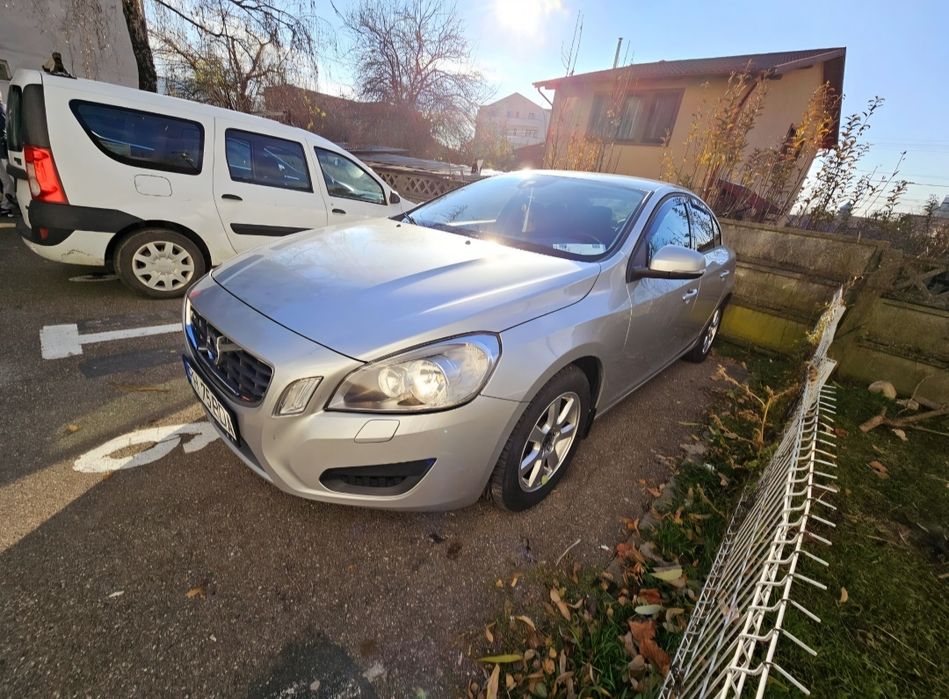 Volvo S60 T3 2012 DRIVE e