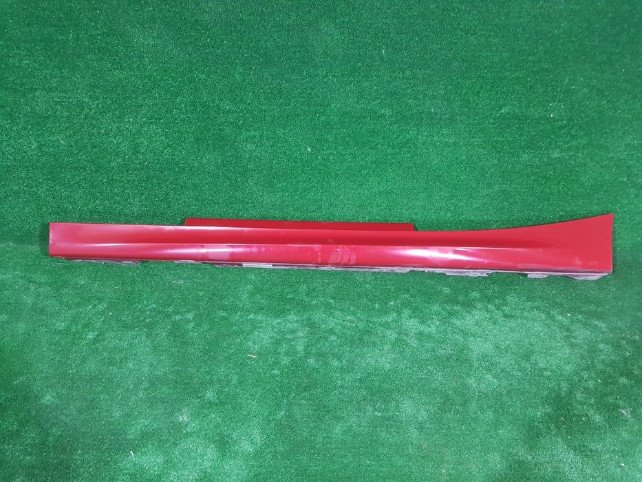 Prag BMW seria 2 F21/F22/23 M-Sport(partea soferului)