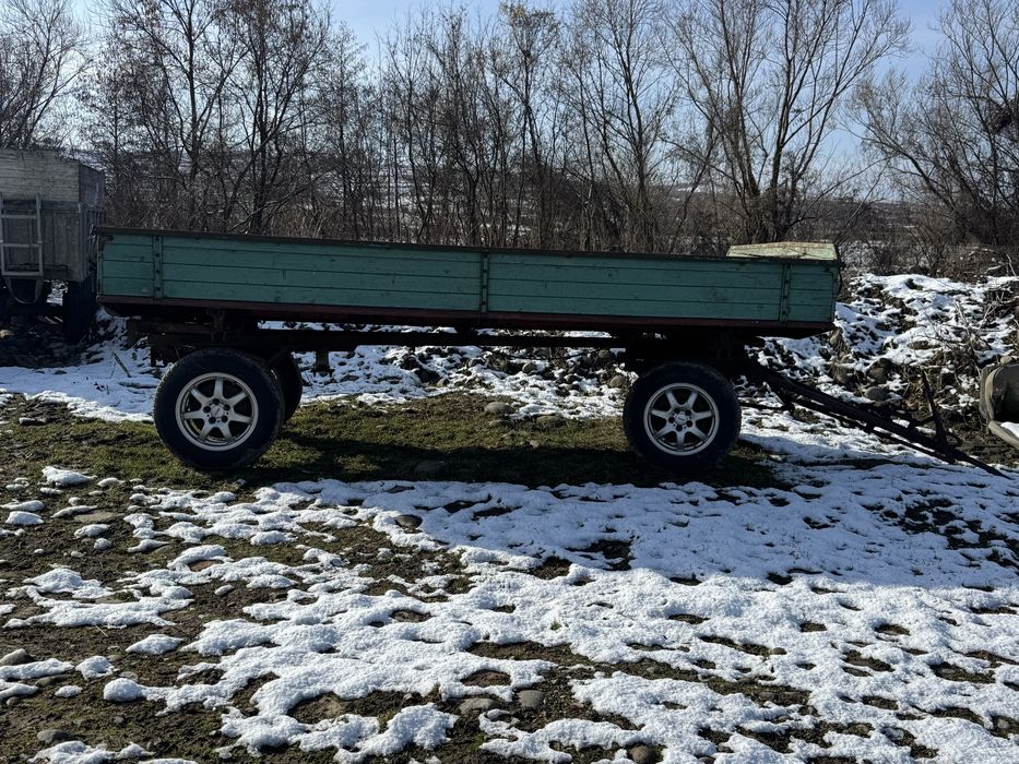 Remorca , platforma 2 axe cu franare pt baloti fan  etc