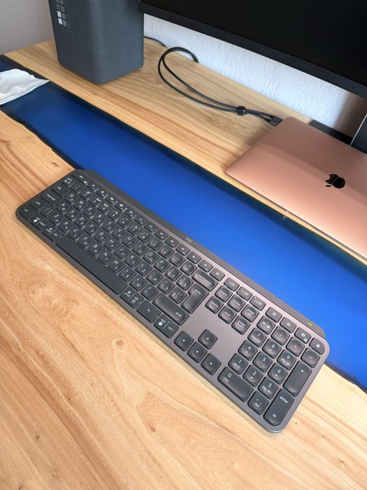 Клавиатура Logitech MX Keys + мышь mx master 3