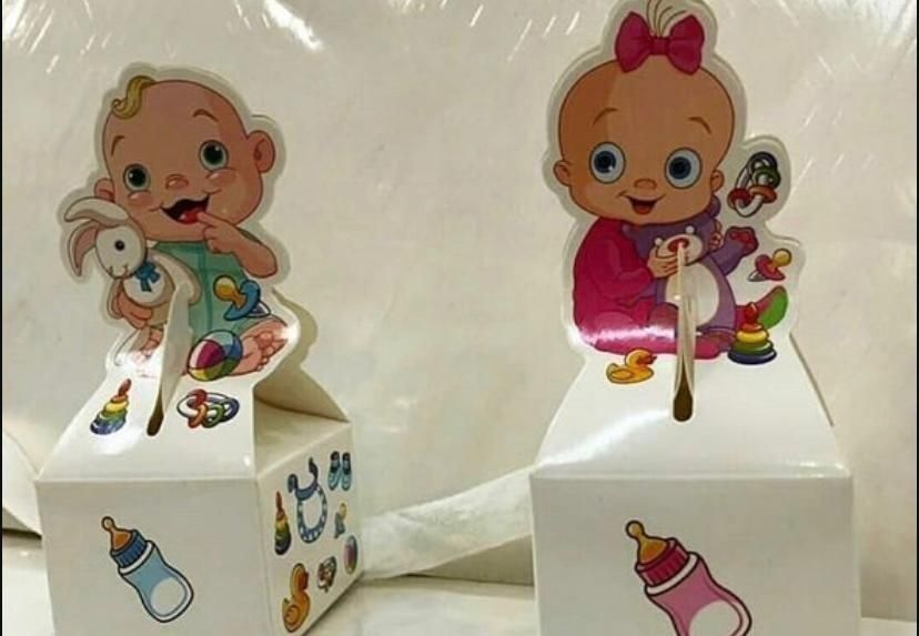 Бонбоньерки и значки Құдалар