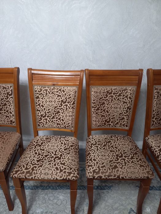 Стол,стулья келісіммен