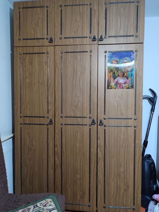 Продам стенку,тумбу шифер