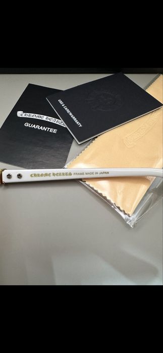 Слънчеви очила дамски Chrome Hearts