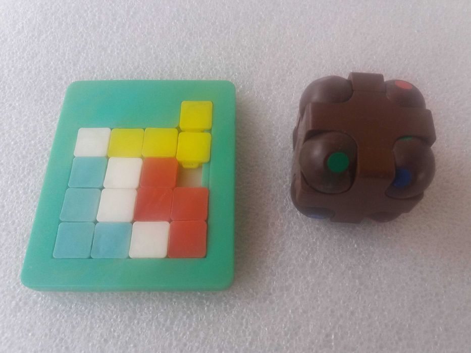 Стари игри / играчки два броя.