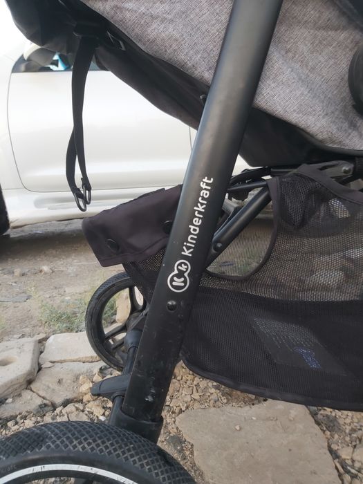 Продам детскую коляску.