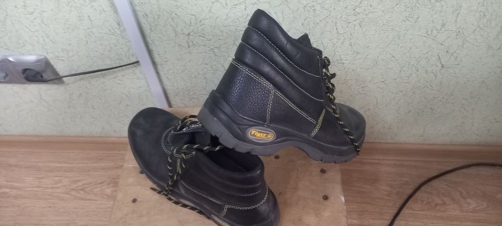 Рабочие ботинки демисезоные 43 раз