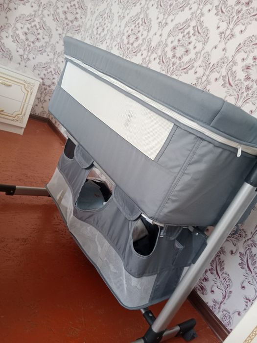 Продаю манеж-кровать