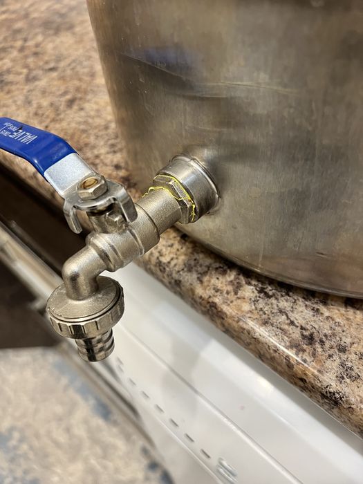 Дистиллятор с кубом на 30л.