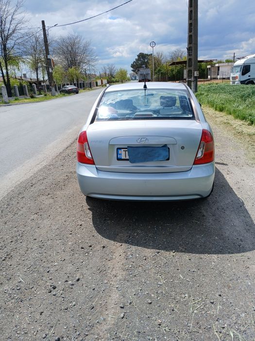 De vinzare Hyundai Accent