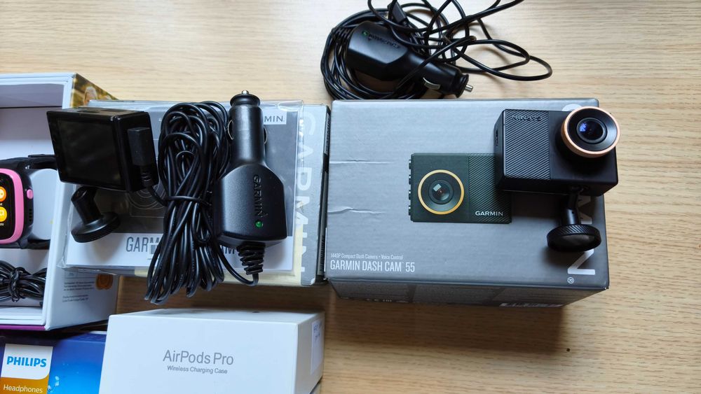 PACHET DIVERSE - Ceasuri x5 play/Casti airpods+ Philips/Garmin DASHcam
