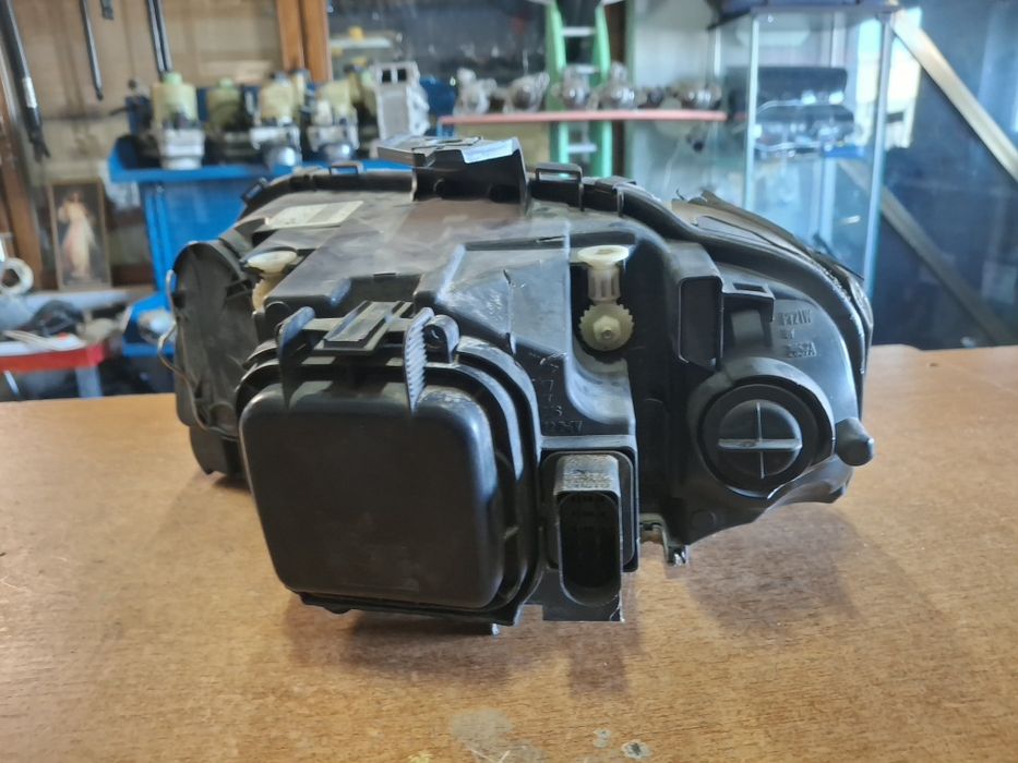 Far dreapta Audio A3 8p (discret)