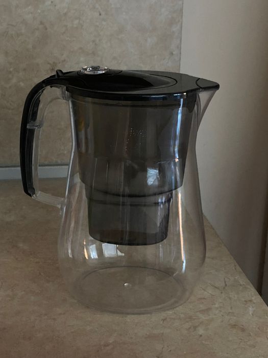 Черна кана Aquaphor 4,2L