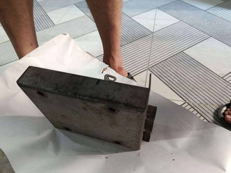 Замок для гаража с ключом