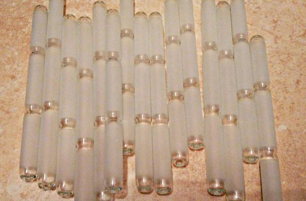 Продам потолочную люстру