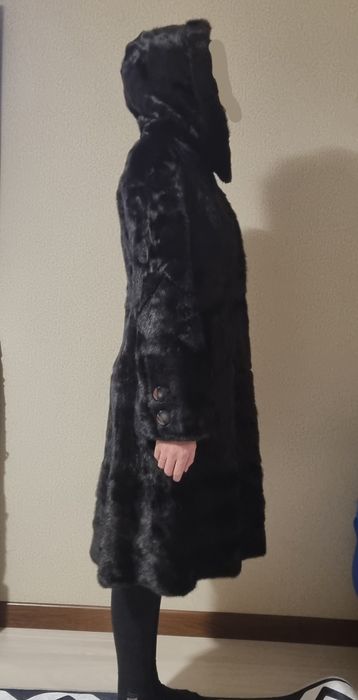 Продам норковую шубу