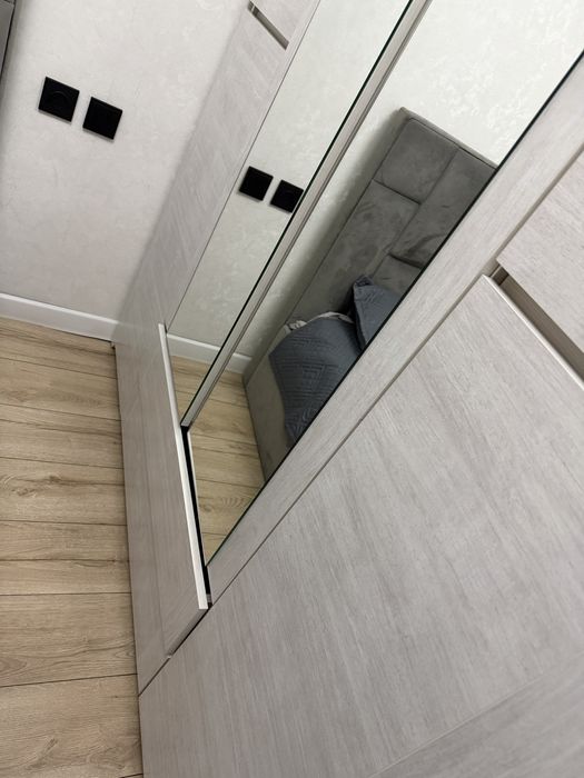 Продам спальную кровать со шкафом