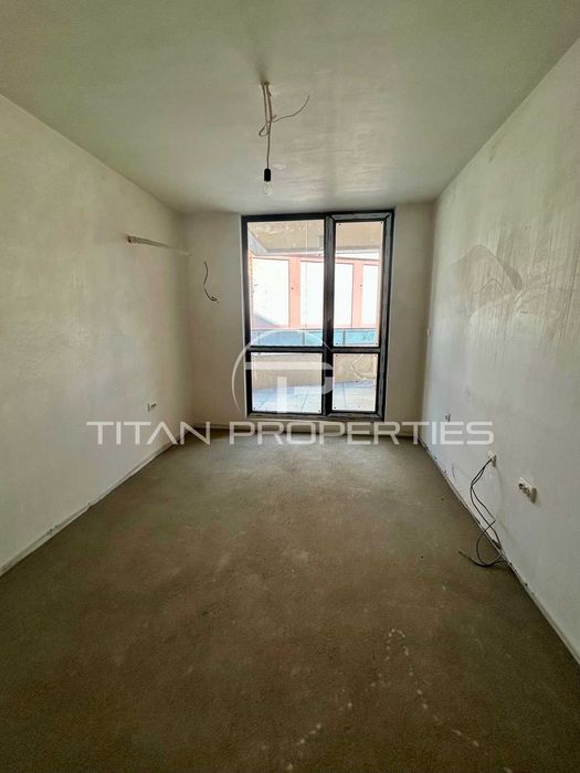 Продава се Тристаен апартамент в Пловдив, Христо Смирненски - 131 кв.м за 1245 €/кв.м - Снимка #3