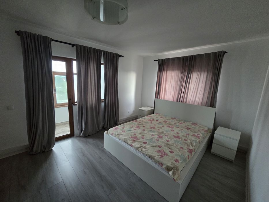 Apartament 3 camere, 2 dormitoare + bucătărie open space