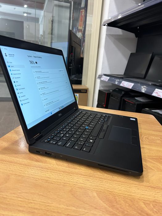 Промо! Лаптоп Dell i3 8 gen./8GB RAM/256GB с 12 месеца удължена гар.! Топ цена!