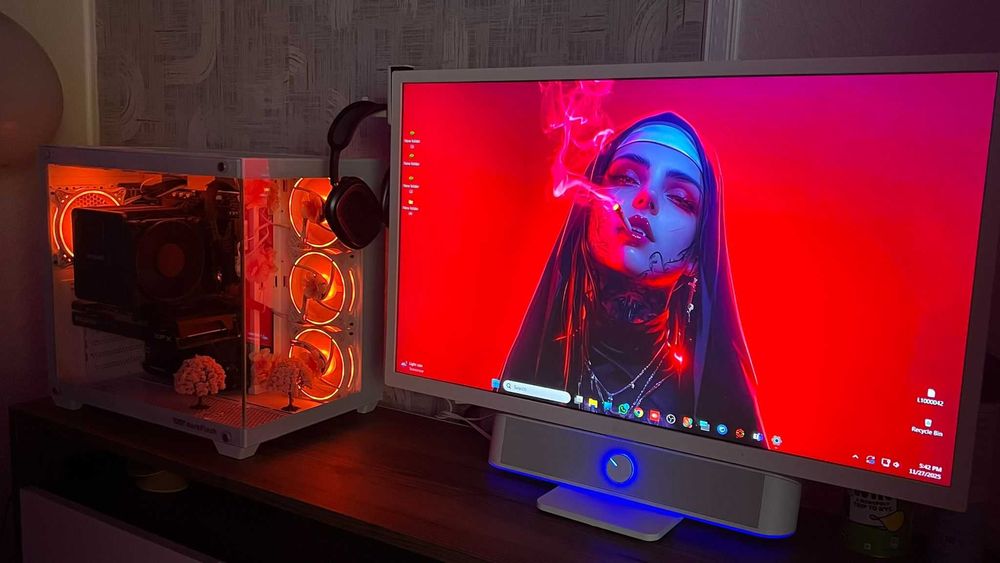 PC + monitor (smart tv) set