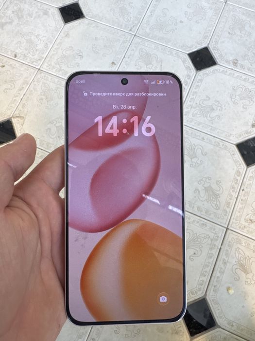 Honor 400 kafolati bilan