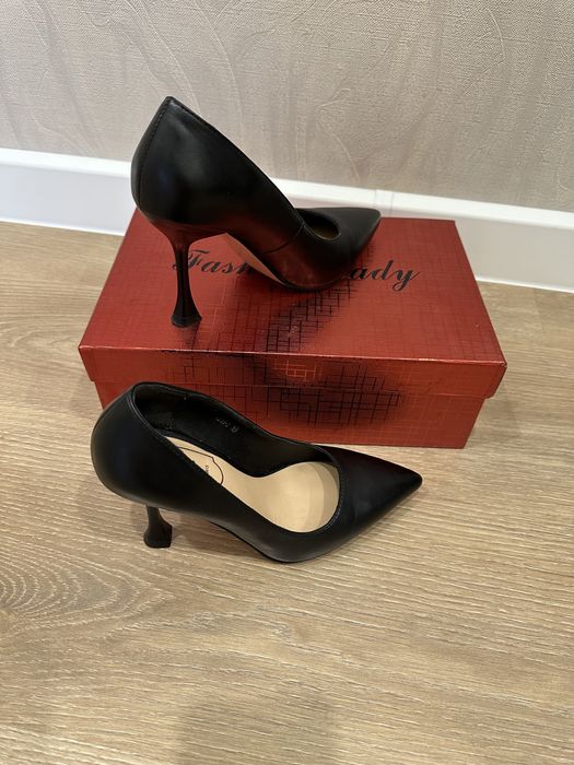 Продам туфли 33 размер