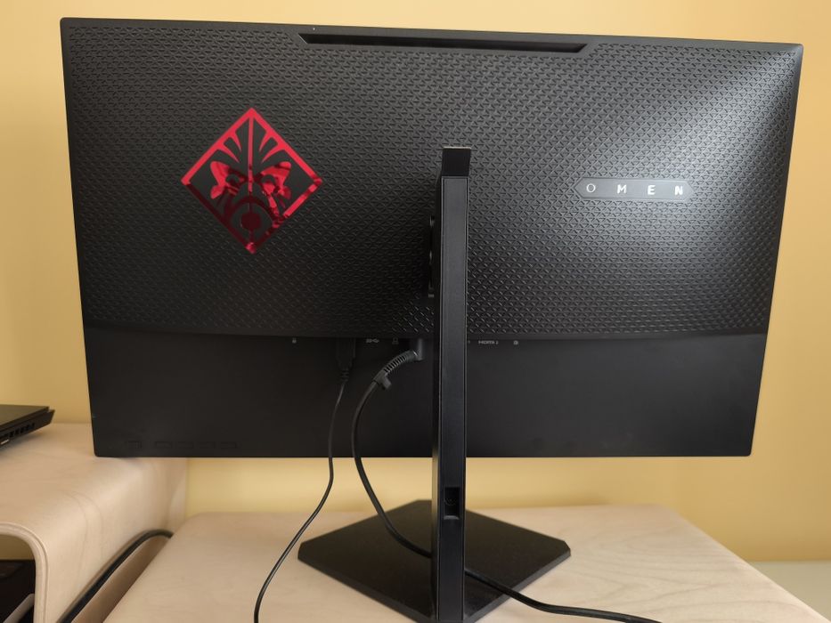 Монитор 25 инча HP Omen
