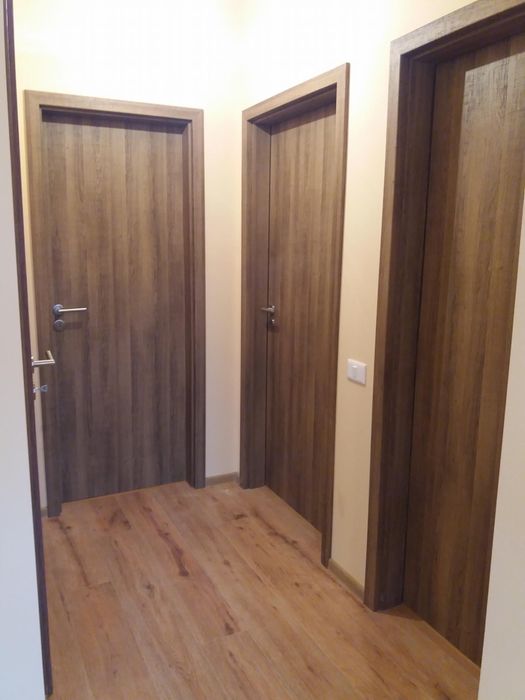 Amenajări interioare Zugrav gresie parchet instalați sanitare etc.