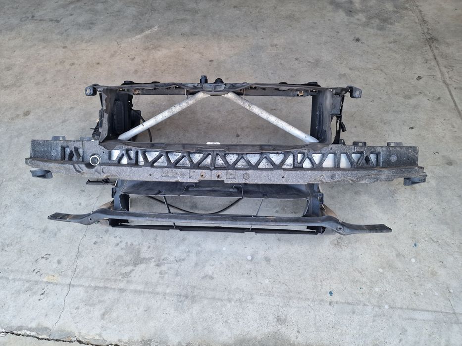 Trager complet  fara radiatoare  bmw f30 f31 m pachet sau standard