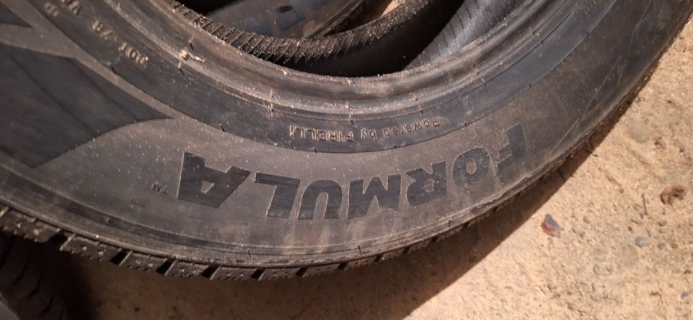 Продам шины в количестве 3 шт