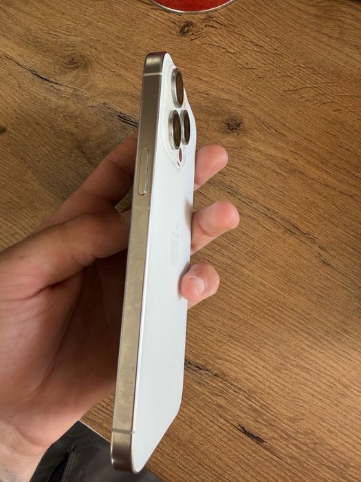 Iphone 15 peo max