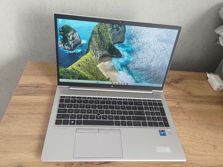 HP EliteBook 850 G8 i7-1185g7 | RAM 16 | NVME 512