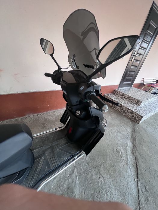 скутер сотилади янги