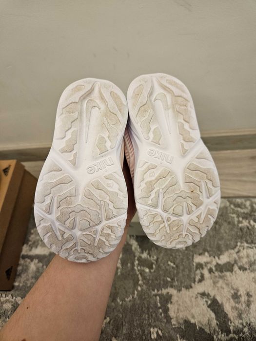 Маратонки за момиче