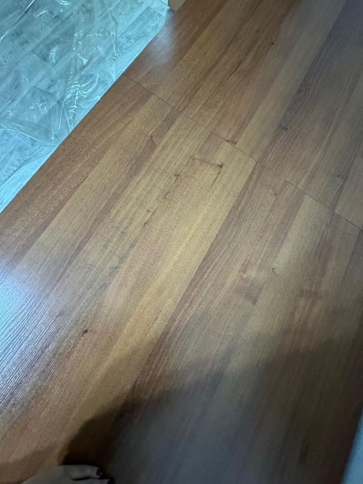 Продам стол в идеальном состоянии