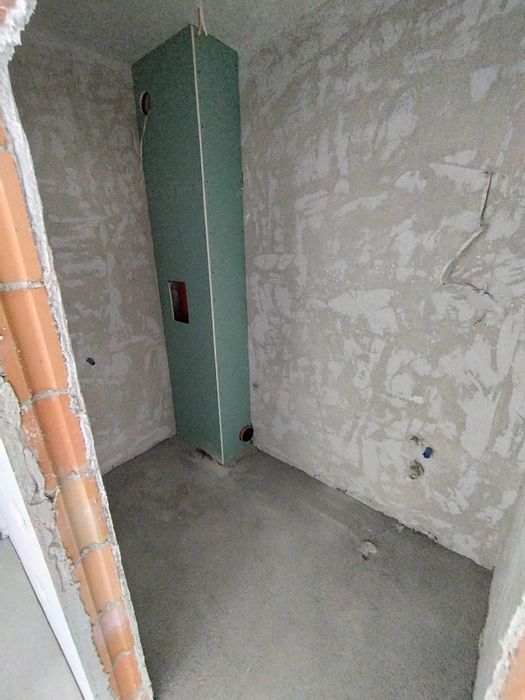 Продава се ОТ СОБСТВЕНИК 2-стаен апартамент в Арена Изгрев, Бургас