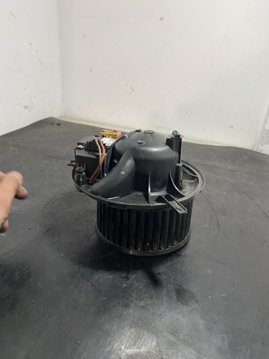 Motoras aeroterma ventilator bord Volkswagen VW Passat B6 3C1820015G
