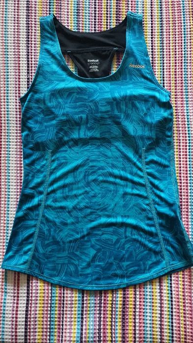 Maieu sport Reebok marimea S/XS