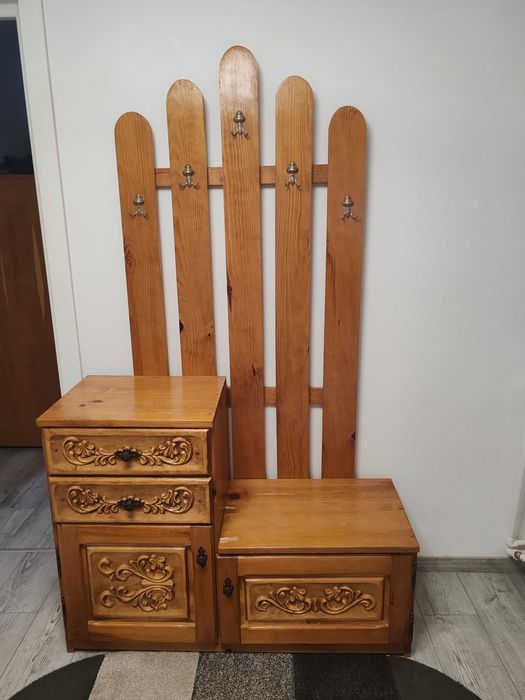 Vand cuier lemn masiv