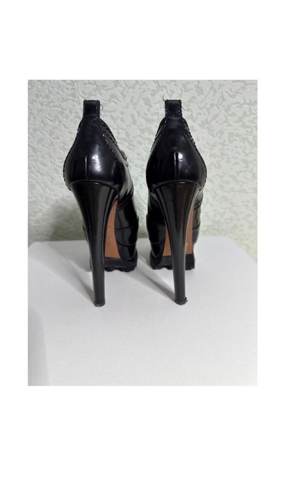 Осенние ботильоны Alaia