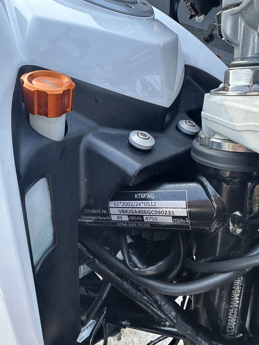 Motocicleta KTM Duke 125 2016 ABS cat. A1 [nu yamaha, honda, kawasaki]