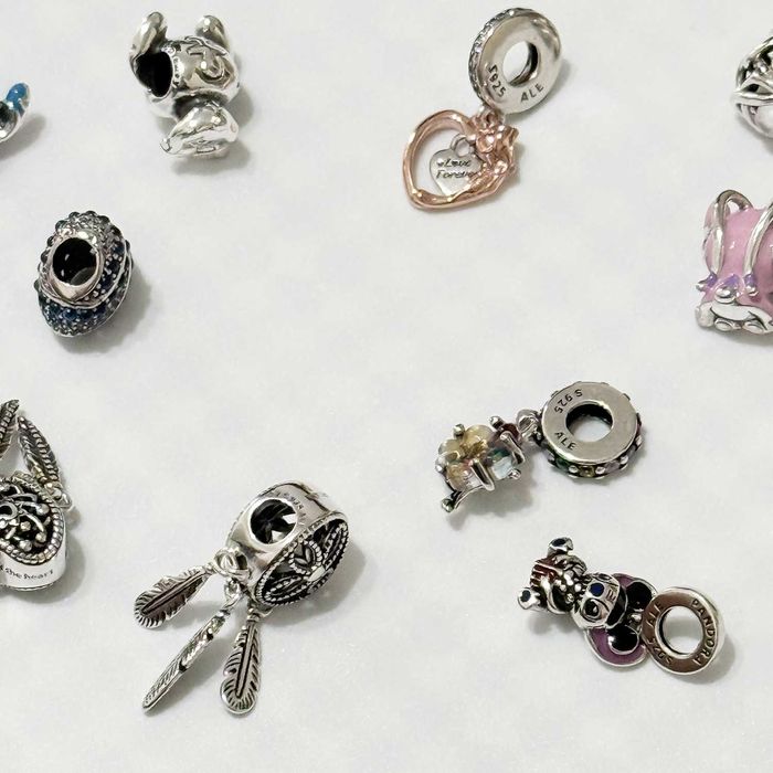 11 talismane Pandora argint - vând la bucată SAU lot