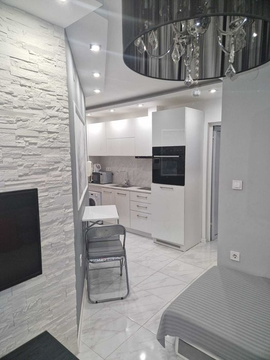 Дава се под наем Двустаен апартамент в Пловдив, Кършияка - 66 кв.м за 310 € - Снимка #1