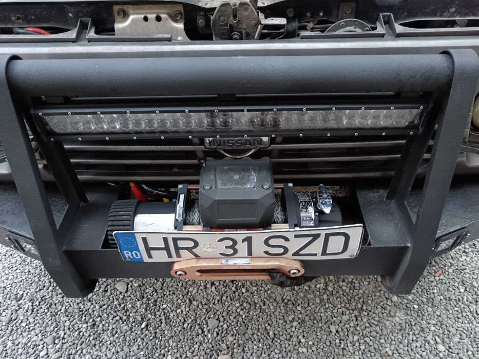 De vânzare Nissan Patrol Y60 SLX – Autoutilitară 2 locuri (Motor: 2.8 Tdi)