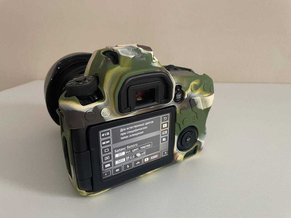 Canon 6D mark2 + комплект