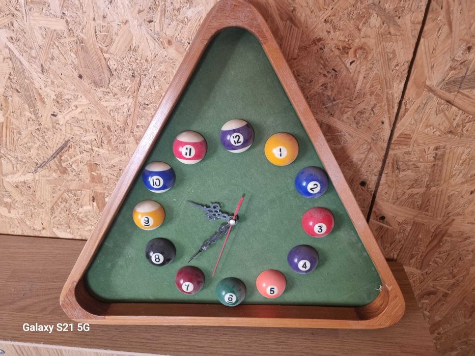 часы для билиярдной комнаты